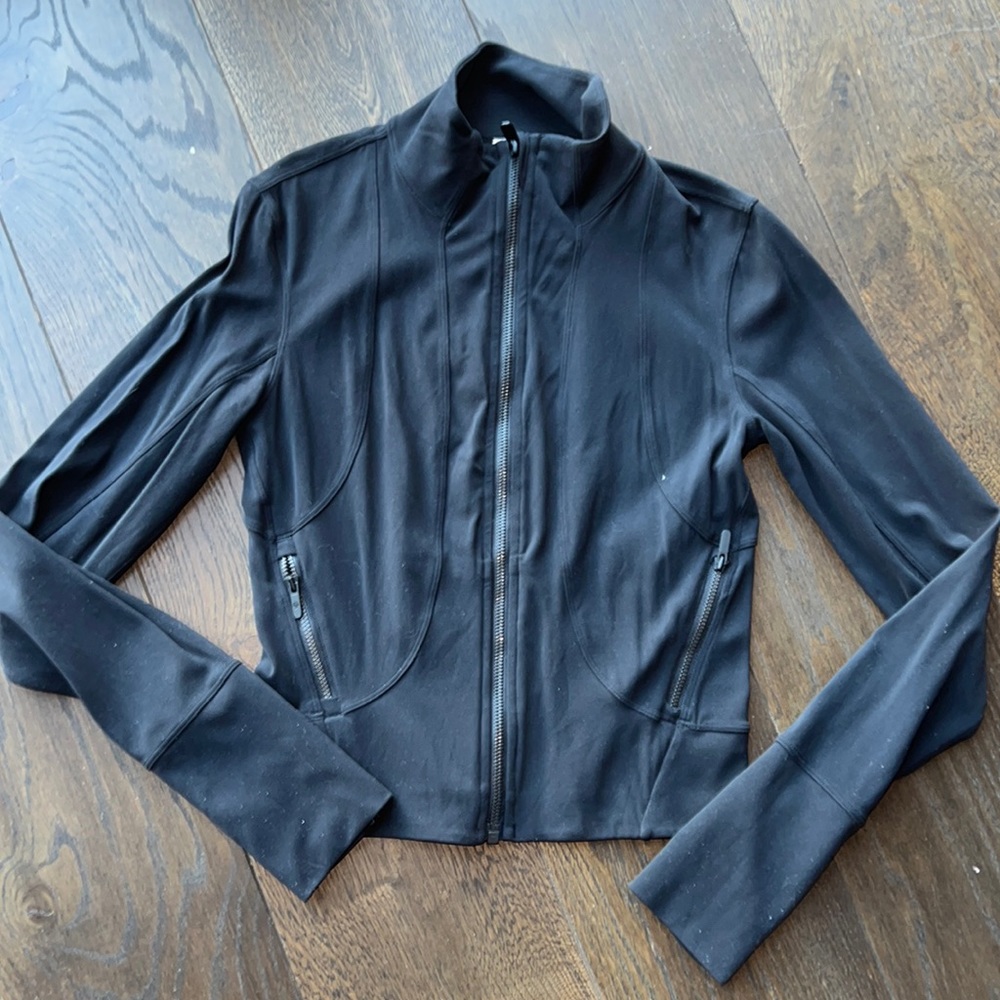 SOLD⚡️Lululemon Full Freedom Nulu Cropped Jacket